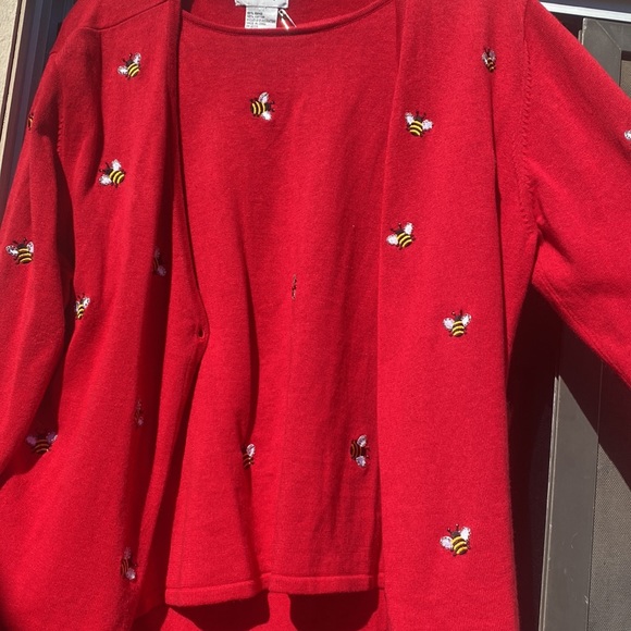 Two piece cardigan and tank set - Picture 3 of 4